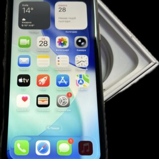 Мобільний телефон Apple iPhone 11 64 Гб